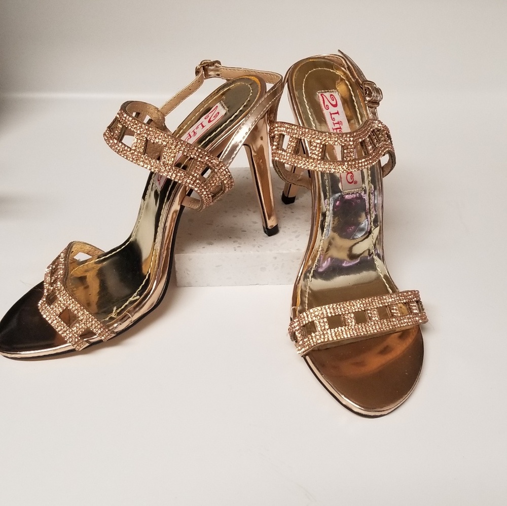 Nice gold rose sandals